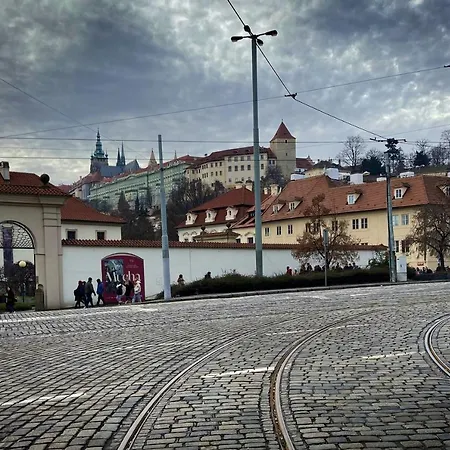 Utulny Byt Pod Prazskym Hradem Apartament *
